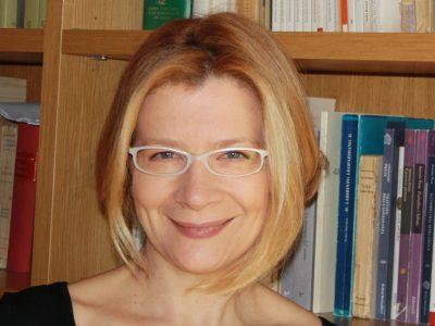 Tolle Rezension von Bettina Schulte über Giulia Corsalinis Roman „Die Tschechow-Leserin“